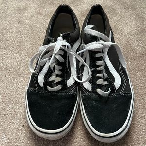 Black VANS Old Skools
